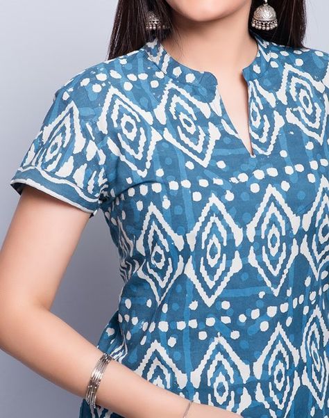 Collar Kurti Design, Chudidhar Neck Designs, Cotton Tops Designs, Salwar Neck Designs, Churidar Neck, Neck Patterns, New Kurti Designs, Simple Kurti, Churidar Designs