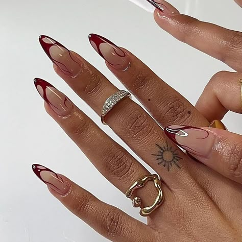 Beautynailsclip (@beautynailsclip) • Instagram photos and videos Classy Nails Almond, Red Acrylic Nails, Edgy Nails, Nails Today, Casual Nails, Estilo Hippie, Almond Acrylic Nails, White Nail, Nails Spring