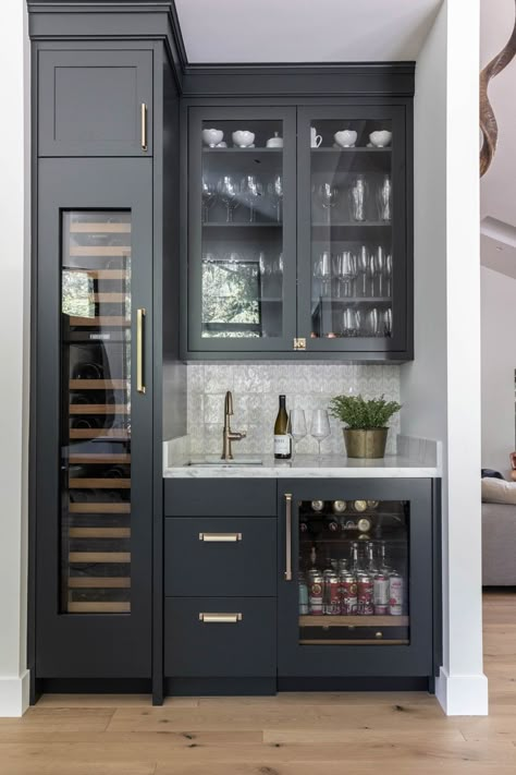 Make a connection to the living room Bar In Living Room, Wine And Coffee Bar, Home Wine Bar, Kitchen Color Ideas, Kitchen Wet Bar, Bar Nook, Home Wet Bar, Home Bar Cabinet, Home Bar Rooms