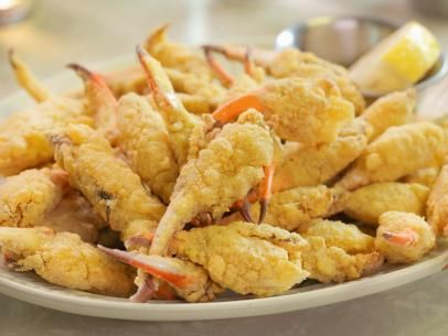 Crab Claws Recipe, Fried Crab Claws, Fried King Crab, Crab Claw Recipes, Blue Crab Recipes, Fried Food Recipes, Baked Brisket, Superbowl Foods, Dove Recipes