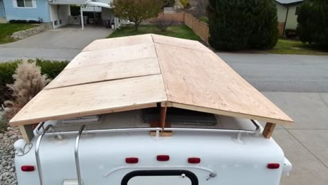 Protective Winter Camper Cover - Truck Camper Magazine Astuces Camping-car, Camper Maintenance, Camper Repair, Beach Hacks Clever Ideas, Camper Trailer Remodel, Camper Hacks, Rv Camping Tips, Diy Camper Remodel, Camper Storage