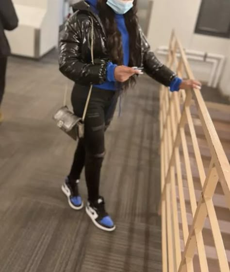 Royal Blue Baddie Outfit, Royal Blue 1s Outfit, Blue And Black Jordan 1 Outfit, Royal Blue Jordan 1 Outfit Women, Royal Blue Outfit Ideas Black Women, Blue Jordan 1 Outfit Women, Jordan 4s Outfit Women, Blue Jordans Outfit, Jordan 1 Fits