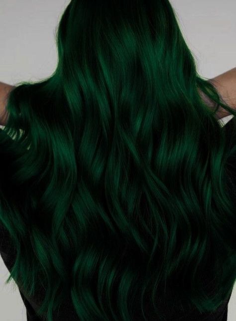 Forest Green Hair Dye, Hair Dye For Dark Hair, Dye For Dark Hair, Forest Green Hair, Dark Hair Dye, Emerald Green Hair, Emerald Hair, Lisa Hair, Dark Green Hair