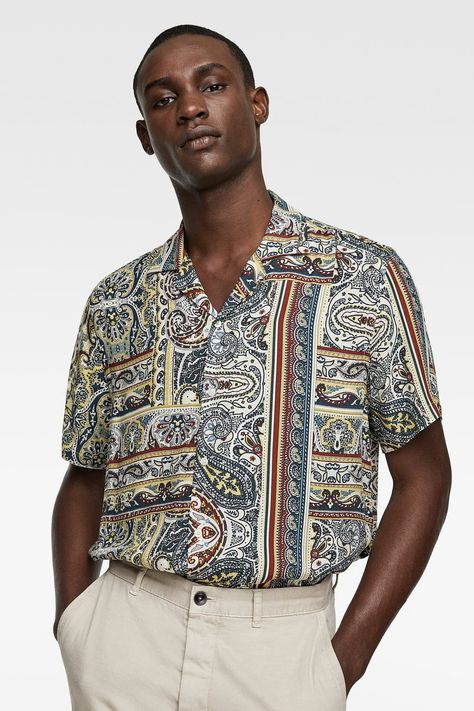 Sabyasachi Menswear, Plain Tee Shirts, Simon Carter, Paisley Print Shirt, Mens Printed Shirts, Jacquard Shirt, Animal Print Shirts, Festive Look, Groom Attire