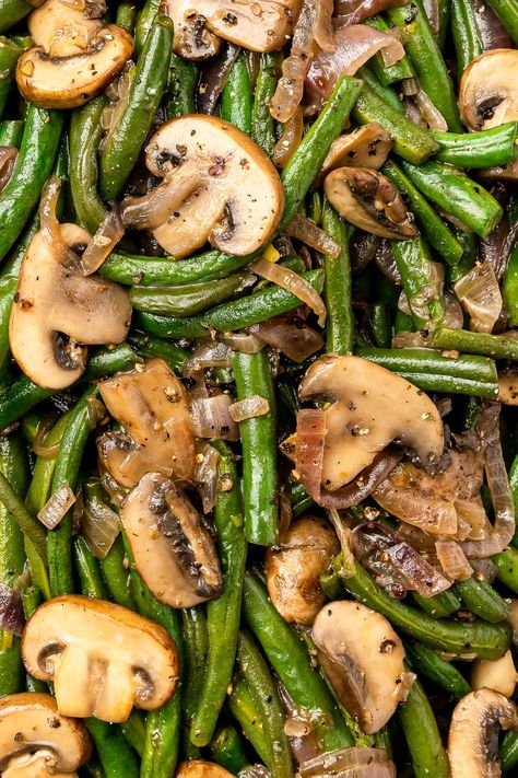 Side Of Green Beans, Greenbean Casserole Vegan, Cooked Green Beans Recipe, Green Bean Casserole Healthy Easy, Healthy Mushroom Side Dishes, Turkey Dinner Vegetable Sides, Thanks Giving Green Beans, Fresh Green Bean Recipes Casserole, Sauteed Mushrooms And Green Beans