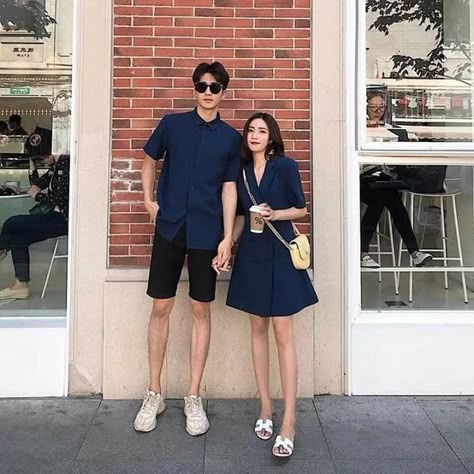 Couple Outfits Matching Casual, Matchy Outfit Couple, Couple Outfits Korean, Outfit Pareja, Matchy Outfit, Korean Couple Outfits, Prenup Outfit, Couple Ootd, Ootd Couple