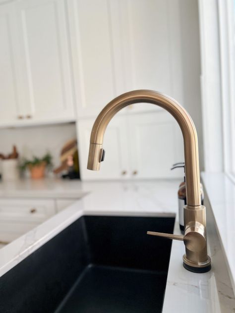 Champagne Gold Kitchen Hardware, Brushed Bronze Kitchen Faucet, Brushed Gold Kitchen Hardware, Brushed Brass Kitchen Faucet, Brushed Bronze Kitchen, Gold Hardware Kitchen, Gold Faucet Kitchen, Black Undermount Kitchen Sink, Brass Kitchen Fixtures