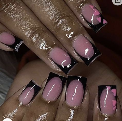 Short Nails Y2k Square, Valentines Day Nails Acrylic Square, Nails Black Square, Nail For Wedding, Y2k Valentines Nails, Design Short Nails, Emo Heart, Nails With Pink, Press On Nails Black