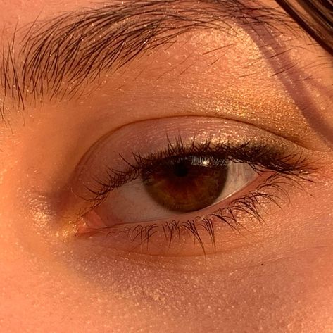 Brown Eyes Aesthetic, Pretty Brown Eyes, Shadow Photos, Brown Eyed Girls, Beach City, Dark Brown Eyes, Aesthetic Eyes, Brown Aesthetic, Pretty Eyes