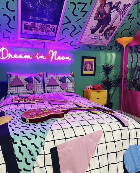 80s Neon Bedroom, 80s Themed Bedroom, 80s Style Bedroom, 80s Aesthetic Bedroom, Bedroom 80s, 80s Room Aesthetic, 80s Bedroom Ideas, 80s Bedroom Decor, Funky Bedroom