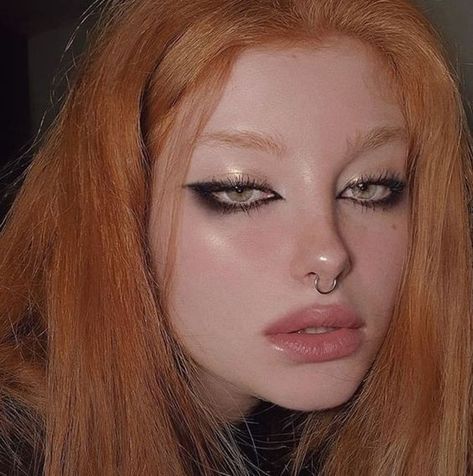 Edgy Makeup, Make Up Inspo, Eye Looks, Aesthetic Makeup, Makeup Art, Maquillaje De Ojos, Makeup Inspo, Makeup Inspiration, Makeup Hair