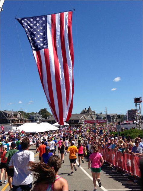 Falmouth Road Race - Finish Line Flag Race Signs Running, Race Tips Running, Del Mar Race Track, Riverside Raceway, Falmouth Road Race, Starting Line, Road Race, Falmouth, The Run