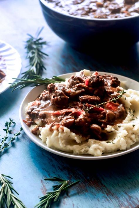 Instant Pot Beef Bourguignon, Parmesan Mashed Potatoes, Potted Beef, Instant Pot Pork, Beef Stew Meat, Tender Beef, Food Saver, Beef Stock, Creamy Mashed Potatoes