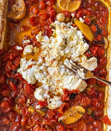 Ricotta And Tomato Pasta, Ricotta Cherry Tomatoes Pasta, Roasted Tomato And Ricotta Pasta, Tomato Basil Ricotta Pasta With Spinach, Cherry Tomato Ricotta Pasta, Tomato Ricotta Pasta, Roma Tomato Recipes, Ricotta Pasta Sauce, Grape Tomato Recipes