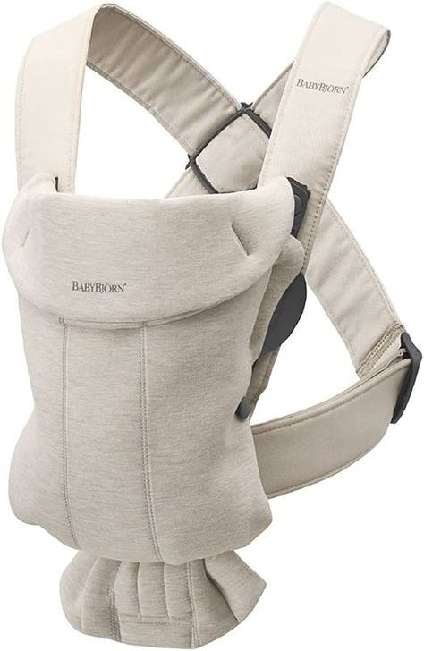 BabyBjörn Mini 3D Jersey Baby Carrier, Light Beige : Amazon.de: Baby Products Baby Bjorn Carrier, Baby Carrier Newborn, Leg Straps, Baby Bjorn, Minimalist Baby, Baby Jogger, Small Baby, Hospital Bag, Baby Registry