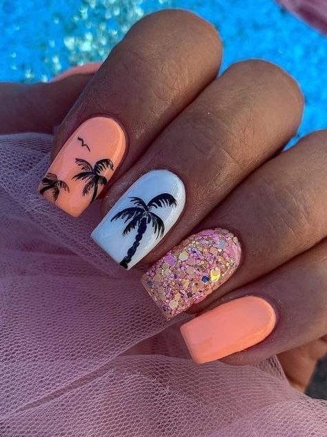 Palm Tree Nail Art, Cruise Nails, Beach Nail Art, Palm Tree Nails, Beach Nail Designs, Beachy Nails, Tropical Nails, Tree Nails, Fall Gel Nails