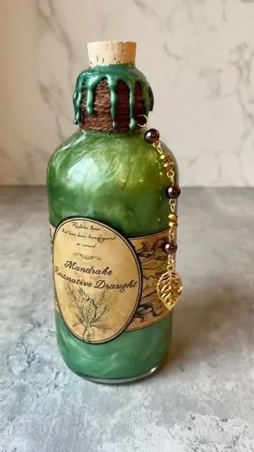 Fantasy Poison Bottle, Dnd Apothecary, Potion Bottles Diy, Fantasy Alchemy, Apothecary Potions, Forest Apothecary, Mini Potion Bottles, Potion Jars, Diy Potions