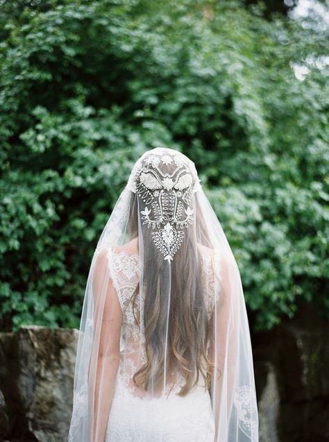 20 Stunning & Unique Wedding Veils You Haven't Seen Before - Sweet, bohemian veil with antique-style, romantic embroidery. #weddingveils #bridalveils #style #weddingstyle #bohemianveils Bohemian Veils, Magical Forest Wedding, Forest Wedding Inspiration, Enchanted Forest Wedding Theme, Unique Wedding Veils, Unique Veil, Veil Ideas, Forest Theme Wedding, Enchanted Forest Wedding