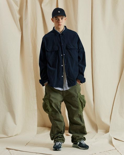 Japan Men Fashion, Vintage Japanese Fashion, Japanese Mens Fashion, Western Outfits Men, Outfit Oversize, Trendy Boy Outfits, Americana Fashion, Mens Fashion Streetwear, Estilo Hip Hop