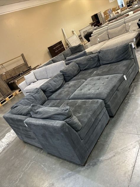 New! Thomasville Tisdale 6pc Sectional was just added to eBay. Check it out! #eBay #eBaySeller https://ebay.us/zFjKke Big Soft Couches, Set Of Chairs For Living Room, Thomasville Tisdale Sectional, Fluffy Couches Furniture, Sethi Sofa Design, Costco Couch, Costco Furniture, Cuddle Sofa, Invisible Locs