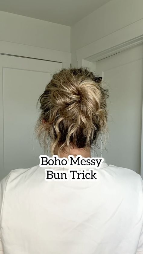 Lainey Ostrom | You don’t have to have hair experience to be able to do this updo! It’s quick, easy, and cute 😍 - #updohairstyles #updostyles #quickhair… | Instagram Quick Easy Ways To Put Your Hair Up, Easy Updo For Frizzy Hair, Easy Daily Updos Simple, Medium Hair Easy Updo Diy, Hair Up Do For Work, Simple Updo For Layered Hair, Easy Updos For Shorter Hair, Quick Casual Updo, Easy Boho Updos For Long Hair