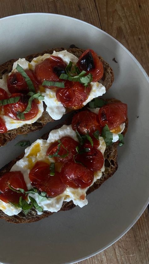 Tomatoes, Bread, Cheese, Cream