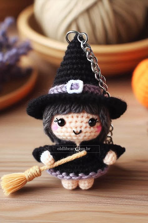 Learn how to create an amigurumi star anise witch keychain with this detailed guide. A magical crochet project for unique handmade keychains! Magical Crochet, Witch Keychain, Amigurumi Star, Witch Crochet, Worry Worm, Witchy Diy, Crochet Keychains, Blanket Design, Handmade Keychains