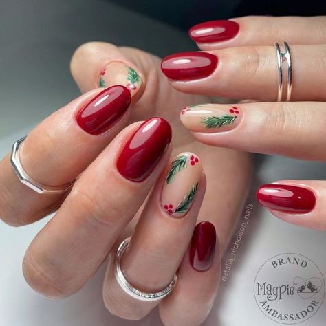 Red Oval Nails, Berry Nails, Festive Manicure, Red Christmas Nails, Long Acrylic Nail Designs, Christmas Nails Easy, Short Almond, Simple Gel Nails, Work Nails