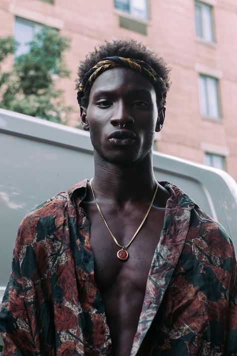 a selectionné pour vous ces vêtements hommes ethniques, Afro tendance, Ethno tribal Men's fashion, african prints fashion - @youngshizzle ♔ Model Tips, 얼굴 드로잉, 4c Hair, African Print Fashion, Black Boys, Black Power, Character Inspo, Black Is Beautiful, Black Beauty