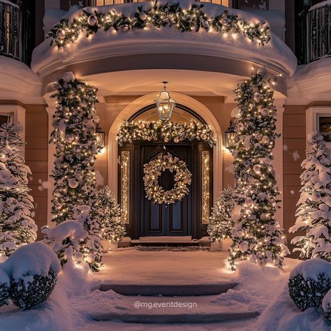 Have Yourself a Merry Little Christmas ✨🎄✨ Luxury Christmas Decor Interior Design, Christmas Decor White, Xmas Decorations Outdoor, Luxury Christmas Decor, Outdoor Christmas Decoration Ideas, Outdoor Decoration Ideas, Christmas Luxury, Christmas Instagram, Traditions Around The World