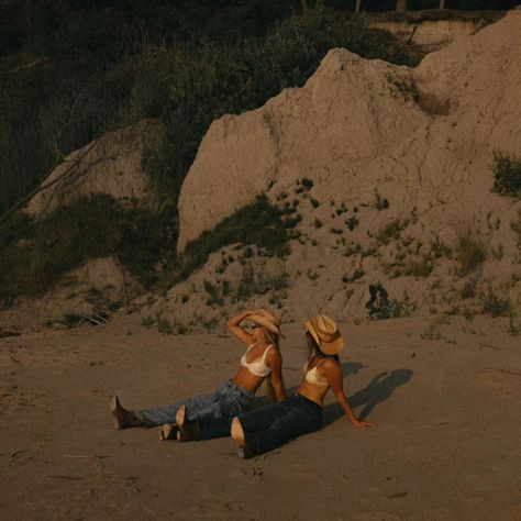 Western Surfer Aesthetic, Vintage Rodeo Aesthetic, Surf Cowboy Aesthetic, California Cowgirl Aesthetic, Summer Cowgirl Aesthetic, Vintage Cowgirl Photoshoot, Desert Cowgirl Aesthetic, Western Desert Photoshoot, Costal Cowboy Aesthetic