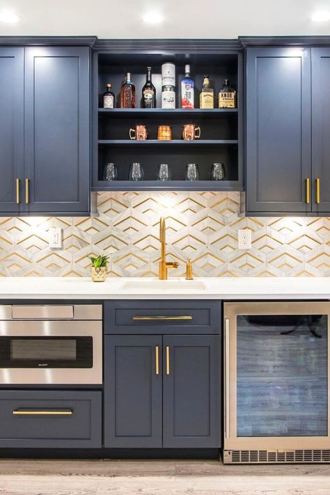 Wet Bar Design Dry Bar Design, Wet Bar Backsplash, Wet Bar Design, Bar Backsplash, Basement Wet Bar, Wet Bar Designs, Bar Tile, Basement Kitchenette, Home Wet Bar