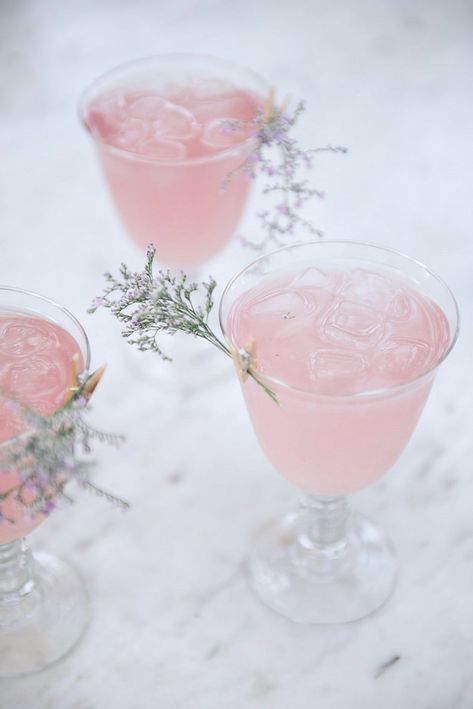 Rose Water Cointreau Fizz | Community Post: 20 Floral Cocktails To Get You Ready For Spring Spring Cocktails Recipes, Pretty Cocktails, Floral Cocktails, Pink Cocktails, Spring Cocktails, Essense Of Australia, Pink Cocktail, Tequila Sunrise, Friday Afternoon