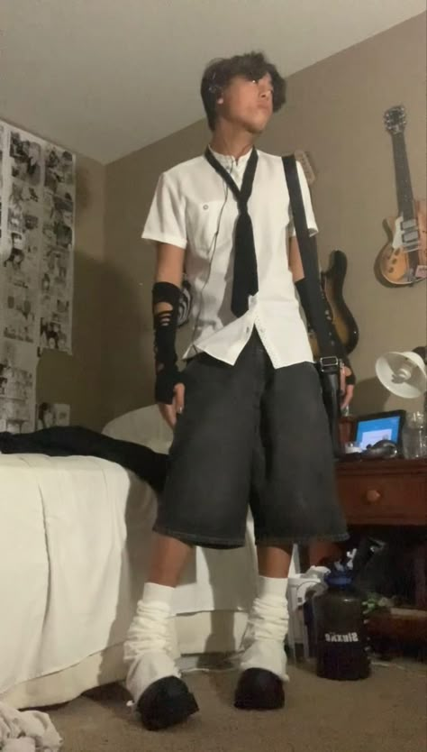 Anime Shirt Outfit Men, Male Fit Ideas, Porter Geiss Icon, Male Y2k Outfit Ideas, Y2k Grunge Outfits Masc, Outfit Ideas For Ocs Male, Fishnet Outfit Men, Pose Reference Masc, Masc Inspo Outfits