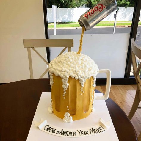 Buttercream Beer Mug Cake Beer Shaped Cake, Beer Themed Cake, Birthday Cake Beer, Beer Bottle Cake, 60th Birthday Cake For Men, Birthday Beer Cake, Beer Mug Cake, Beer Birthday Party, Birthday Beer