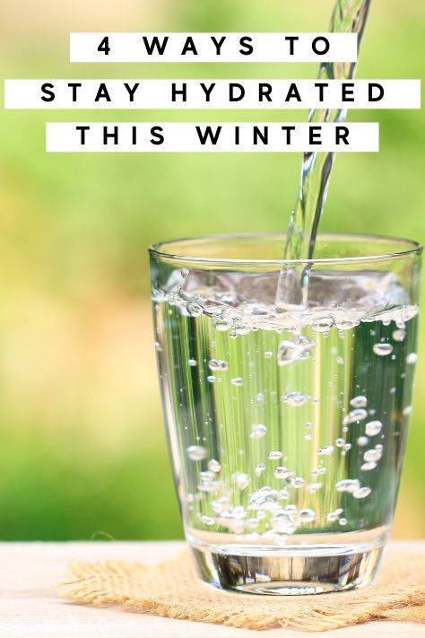 Hydration is essential for keeping your body in top condition at all times! In the winter it can be hard to stay hydrated and drinking hot drinks all this time isn't always practical. Here are my top ways to stay hydrated in the winter, including ways to make water a bit more fun and less boring! #hydration #hydrate #dehydrated #drinkwater Turmeric Drinks, Natural Remedies For Gas, Gas Remedies, College Nutritionist, Purify Water, Best Water Filter, Infused Water Recipes, Water Benefits, Drink More Water