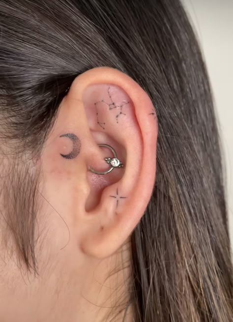 Space Ear Tattoo, Constellation Ear Tattoo, Tattoo Around Mole, Sun Ear Tattoo, Ear Line Tattoo, Ear Tattoo Moon, Moon Ear Tattoo, Inner Ear Tattoos For Women, Small Dotwork Tattoo