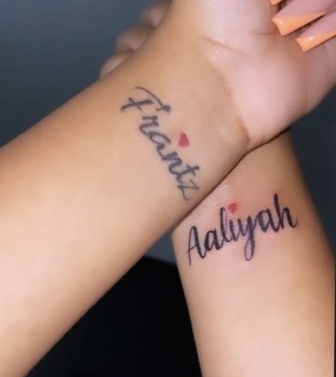 Aaliyah Tattoo Name, Song Name Tattoo, Name Tattoos On Neck, Matching Bff Tattoos, Matching Bff, Neck Tattoos Women, Bff Tattoos, Neck Tattoos, Tattoos Women