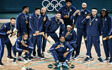 Hard Photos, Team Usa Basketball, Hard Photo, Olympic Basketball, Wardell Stephen Curry, Girly Movies, Nba Art, The Last Dance, Usa Basketball