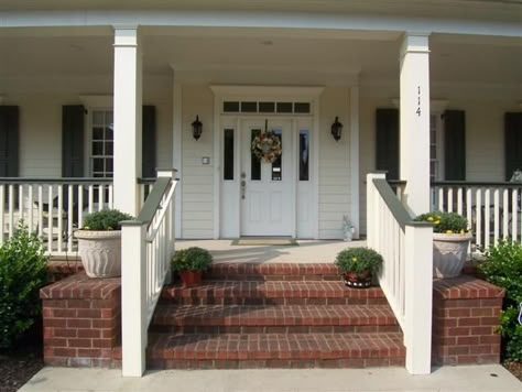 Brick steps leading to a protruding entry.  Very nice. Brick Steps With Railing, Main Door Steps Design, Exterior Front Entrance Ideas, Porch Steps Ideas, Brick Stairs, Front Porch Stairs, Front Entrance Ideas, Brick Porch, Wood Walkway