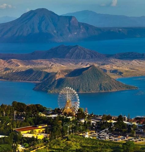 The Smallest Active Volcano in the world is in ASEAN!! 🇵🇭🇵🇭🇵🇭 The Philippine Island of Luzon has a Lake, that Lake has an island and inside that island it has another lake and inside that another lake it has another island. Tagaytay City, Philippines. Tagaytay Philippines, Earth Day Drawing, Rizal Park, Philippines Cities, Tagaytay City, Siargao, Tagaytay, Cool Breeze, Active Volcano