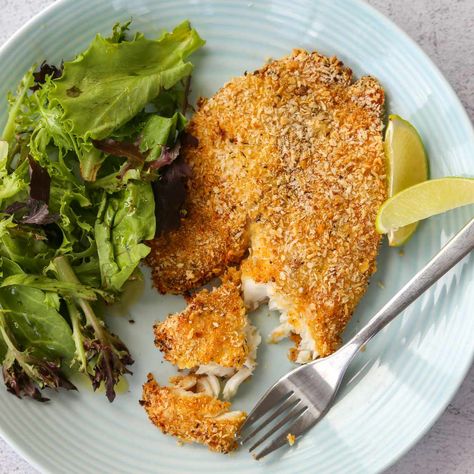 Breaded Tilapia Recipes, Baked Fish Tilapia, Tilapia Recipes Baked, Panko Crusted Tilapia, Fried Tilapia Recipes, Breaded Fish Recipe, Easy Tilapia, Broiled Tilapia, Breaded Tilapia