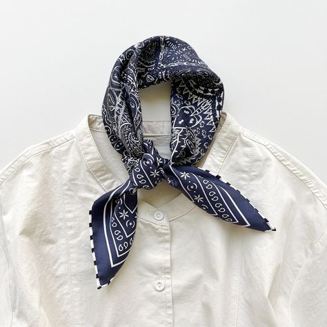 🔔 New In | Classic symmetric pattern silk bandana scarf for all, available in timeless navy blue and refreshing matcha green. Meticulously crafted with the finest silk twill, ensuring a lasting addition to your year-round wardrobe. #LuluLaneUK #littleluxies #silklovers #neckerchief #bandanabib #TimelessTunes #navybluewedding #dapperstyle #giftforwife #giftforhusband #giftforhimidea #SophisticatedStyle #concertnight #datenightoutfit #weddingguestoutfit #preppystyle #mothersdaygiftideas #summe... Symmetric Pattern, Mens Silk Scarves, Pattern Scarf Silk, Silk Neck Scarf, Long Silk Scarf, Silk Headscarf, Silk Bandana, Scarf Bandana, Dapper Style