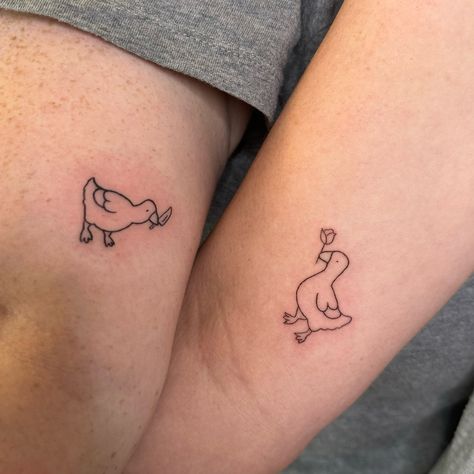 Bestie tattoos are just as special as the tattoo chosen on the day of your appointment; here are a few fineline tattoos you can gain inspiration from ✨ Which one is your favorite? . . . . . #tattoorecommendation #tattootrend#tattooideasforwomen #cooltattoos #finelinetattoo #finelinetattoos #finelinetattooartist #finelinetattoophx #finelinetattooarizona #phoenixtattoo #phoenixtattoos #arizonatattoo #arizonatattooartist #tattooshopsphoenix #tattookit #onlinecourse #tattoosupplies #youareyouth... White Chicks Tattoo, Matching Tattoos For Aunt And Niece, Auntie Tattoo, Cute Matching Tattoos For Best Friends, Matching Auntie And Niece Tattoos, Auntie Tattoos Ideas, Aunt And Niece Tattoo, Aunt Tattoo, Niece Tattoo