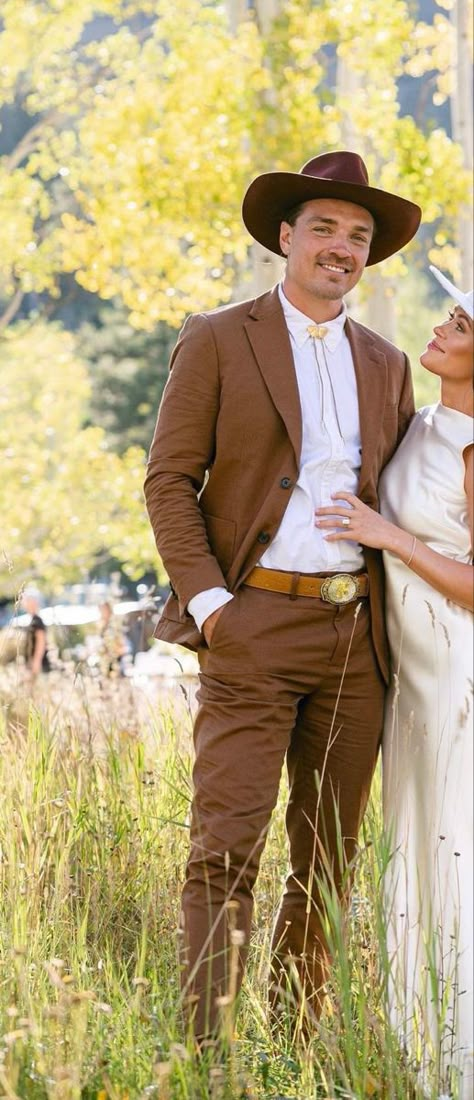 Men’s Wedding Suit Western, Tan Suit Western Wedding, Country Wedding Guest Outfit Men, Groom With Cowboy Hat, Yellowstone Attire, Western Wedding Guest Outfit Men, Western Formal Outfits Men, Western Wedding Outfits Guest Men, Mens Country Wedding Attire