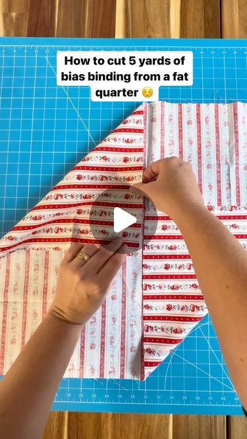 Quilt As You Go Strip Quilt, How To Make Bias Binding For A Quilt, Diy Bias Binding, Making Bias Binding, How To Make Bias Binding, How To Make Bias Tape From Fabric, What To Make With Fat Quarters, Strip Quilts Ideas, Scrap Binding