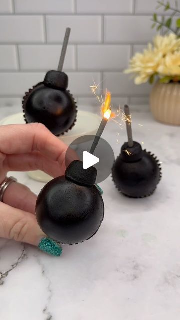 Cake Bomb, Carbomb Cupcake, Bomb Pop Cupcakes Ideas, Making Cake Pops With Silicone Mold, Bomb Cake, Babycakes Cake Pop Maker, Rachel Lindsay, Cake Pop Molds, Cupcakes Decoration