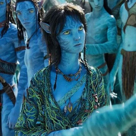 Kiri Sully, Avatar, Blue, Instagram