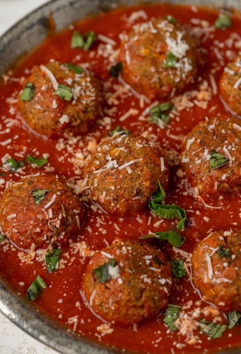 Vegetarian Lentil Meatballs - Inspiralized Veggie Meatballs, Lentil Meatballs, Meatball Dishes, Vegetarian Meatballs, Appetizer Meatballs, Veggie Dinner, Meatball Ingredients, Vegetarian Meal, Tasty Vegetarian Recipes