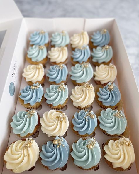 We Can Barely Wait Cupcakes, Baby Boy Cupcakes Shower Diy, Blue Desserts For Baby Shower Boys, Baby Shower Dessert Ideas For Boys, Cupcake Baby Shower Boy, Dusty Blue Baby Shower Cake, Baby Shower Baked Goods, Baby Boy Shower Desserts, Dusty Blue Cupcakes